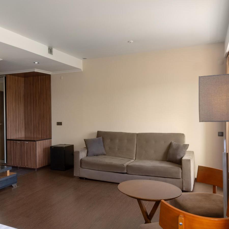 Park House Hotell Barmashino Exteriör bild